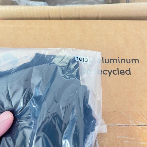 BioWorld Poetic Justice Cropped T-Shirt Size L See Photo Long Sleeve Logo Cotton - Picture 9 of 9